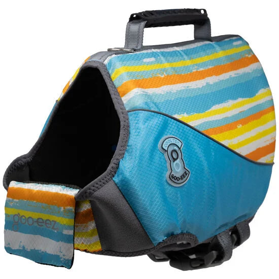Front and side view of Goo-eez CoolTek Life Vest for dogs, showcasing breathable mesh, bright reflective trim, and secure fit for safe swimming and high visibility.