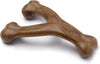 Benebone Wishbone in peanut butter flavour, featuring its irresistible taste and sturdy construction.