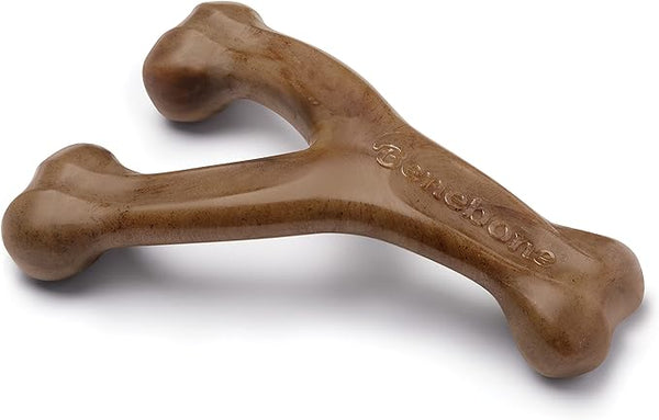 Benebone Wishbone in peanut butter flavour, featuring its irresistible taste and sturdy construction.