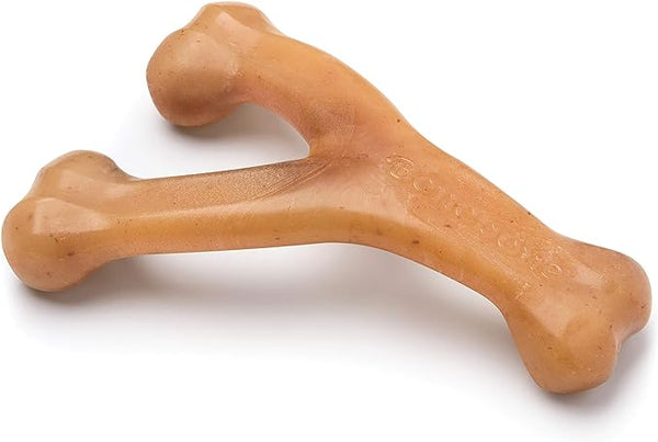 Benebone Wishbone in chicken flavour, highlighting its ergonomic shape and delicious aroma.