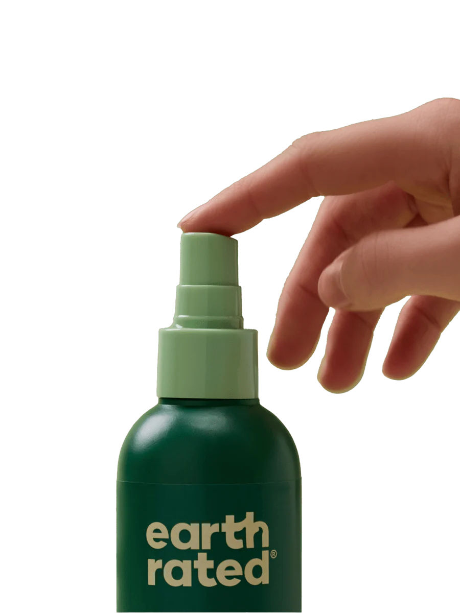 Close-up image of Earth Rated Dog Refresh Mist spray nozzle for easy and airy application.