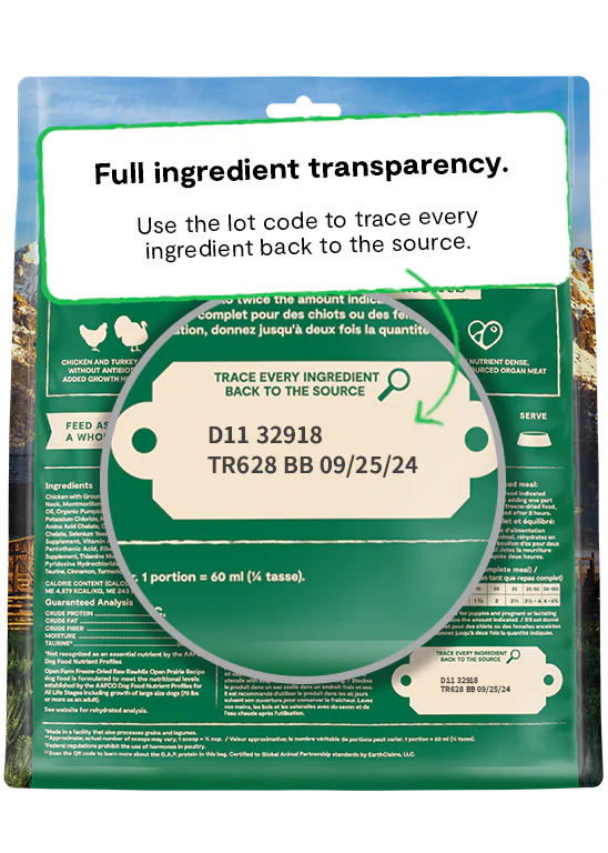 Back of the bag displaying Open Farm’s 100% transparency policy, ensuring that all ingredients are fully traceable for the ultimate pet owner peace of mind.